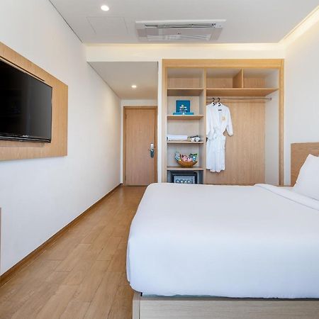 Gold Boutique Hotel Danang Экстерьер фото