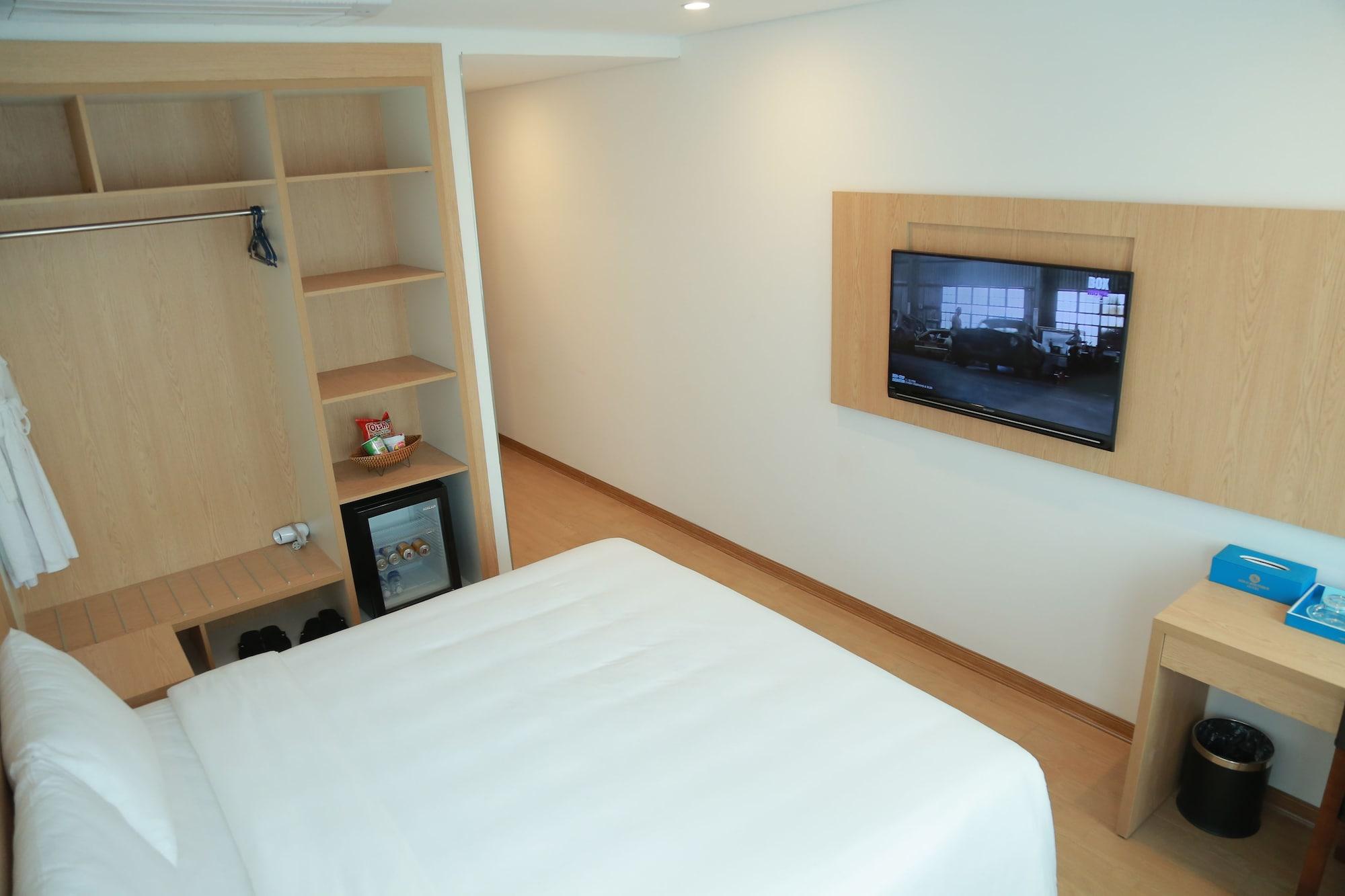 Gold Boutique Hotel Danang Экстерьер фото