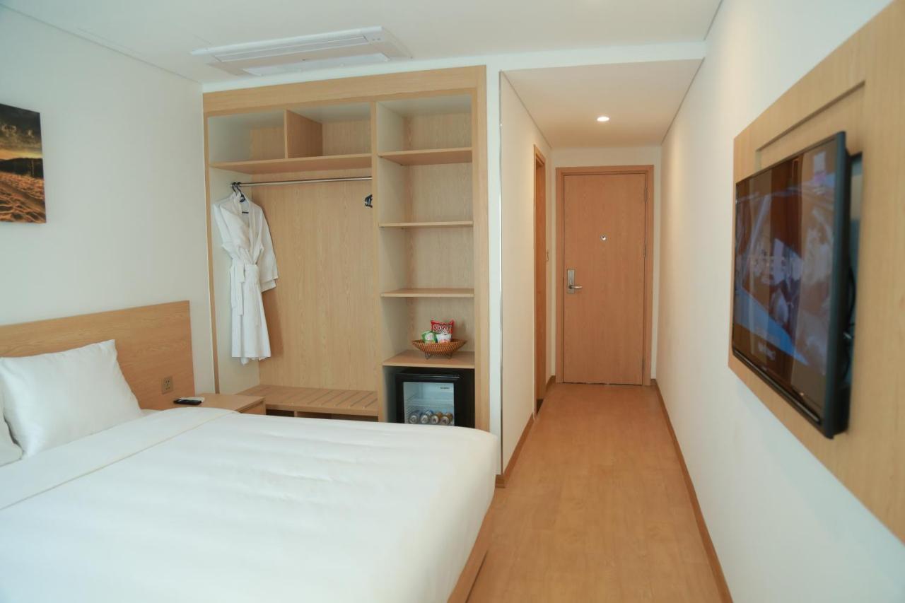 Gold Boutique Hotel Danang Экстерьер фото